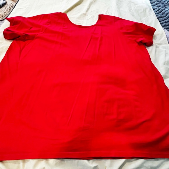 NEW PHOTOS! T-SHIRT, RUCHING DETAIL, LAVA RED, SIZE 5X, SHORT SLEEVES, RELAXED - Picture 8 of 8